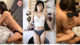 คลิปหลุด ppindecemberr_ น้องปิ่น สาวแว่นขี้เงี่ยนดาวติ๊กต๊อกมานอนอ้อนควยแฟนหนุ่มพอบอกได้ไม่รอช้าจับควยขึ้นคร่อมโยกเย็ดเสียวๆบดเอวโครตดีก่อนนอนโก่งหีกระแทกซอยรัวเย็ดเสียวร้องครางลั่นห้อง